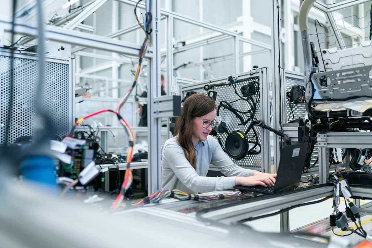 How a Regional Manufacturing Firm Solved Its Skilled Labor Shortage Through Strategic Employer Branding and PR